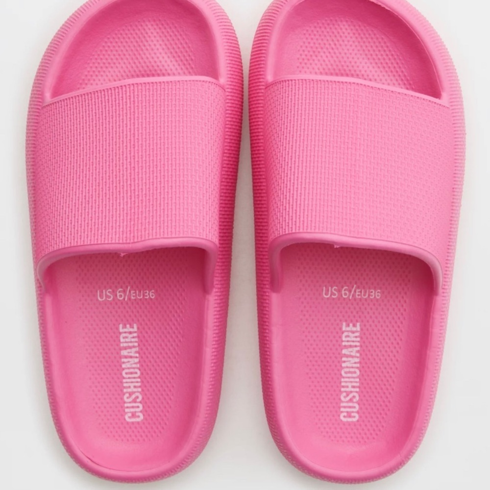 Cushionaire Pink Slide Sandals 7 NWT
